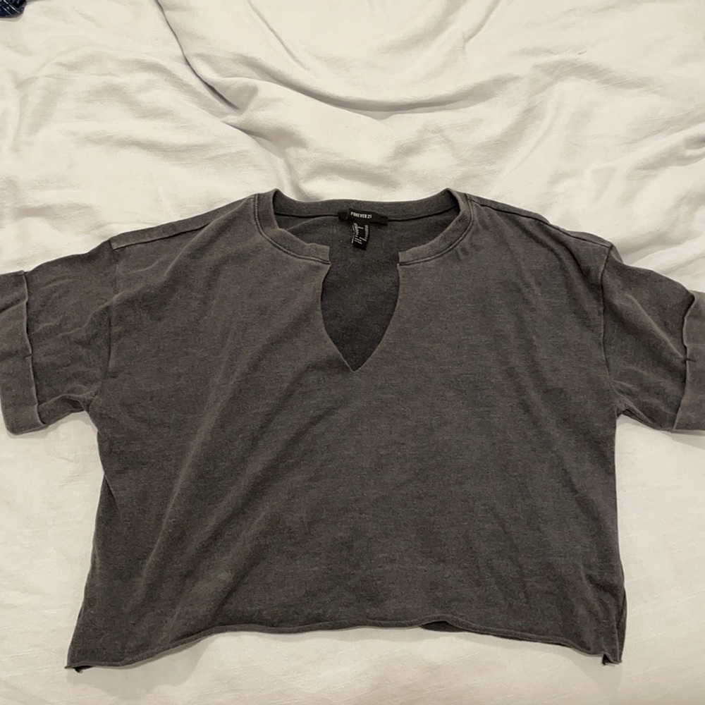Forever21 crop top shirt size XS